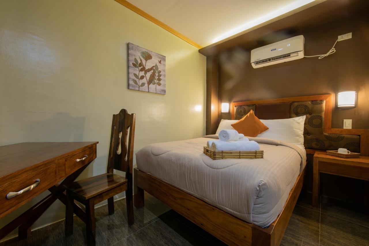 Borongan Rawis Resort Hotel And Restaurant מראה חיצוני תמונה